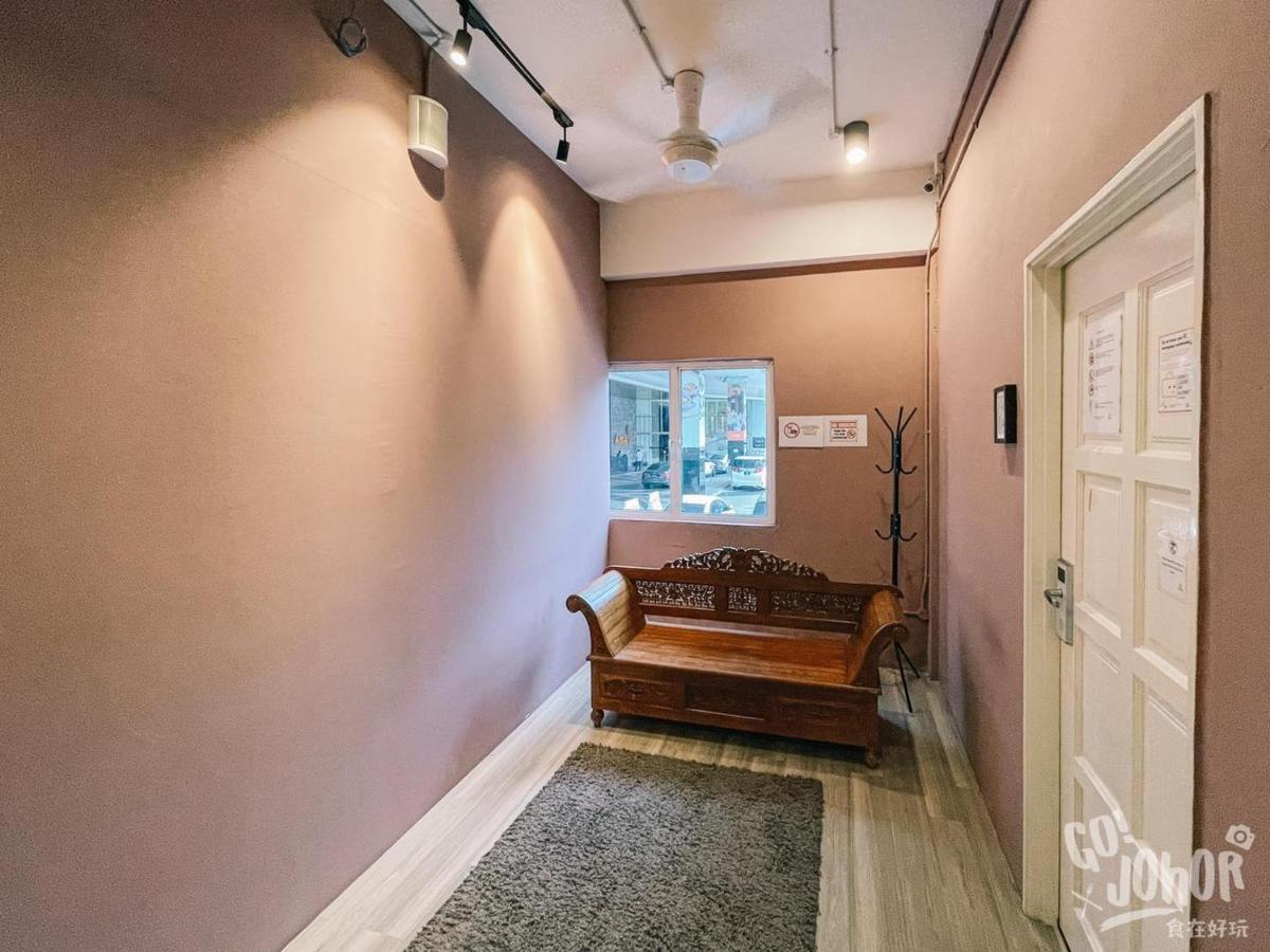 Attrus Bed & Breakfast Johor Bahru Exterior photo