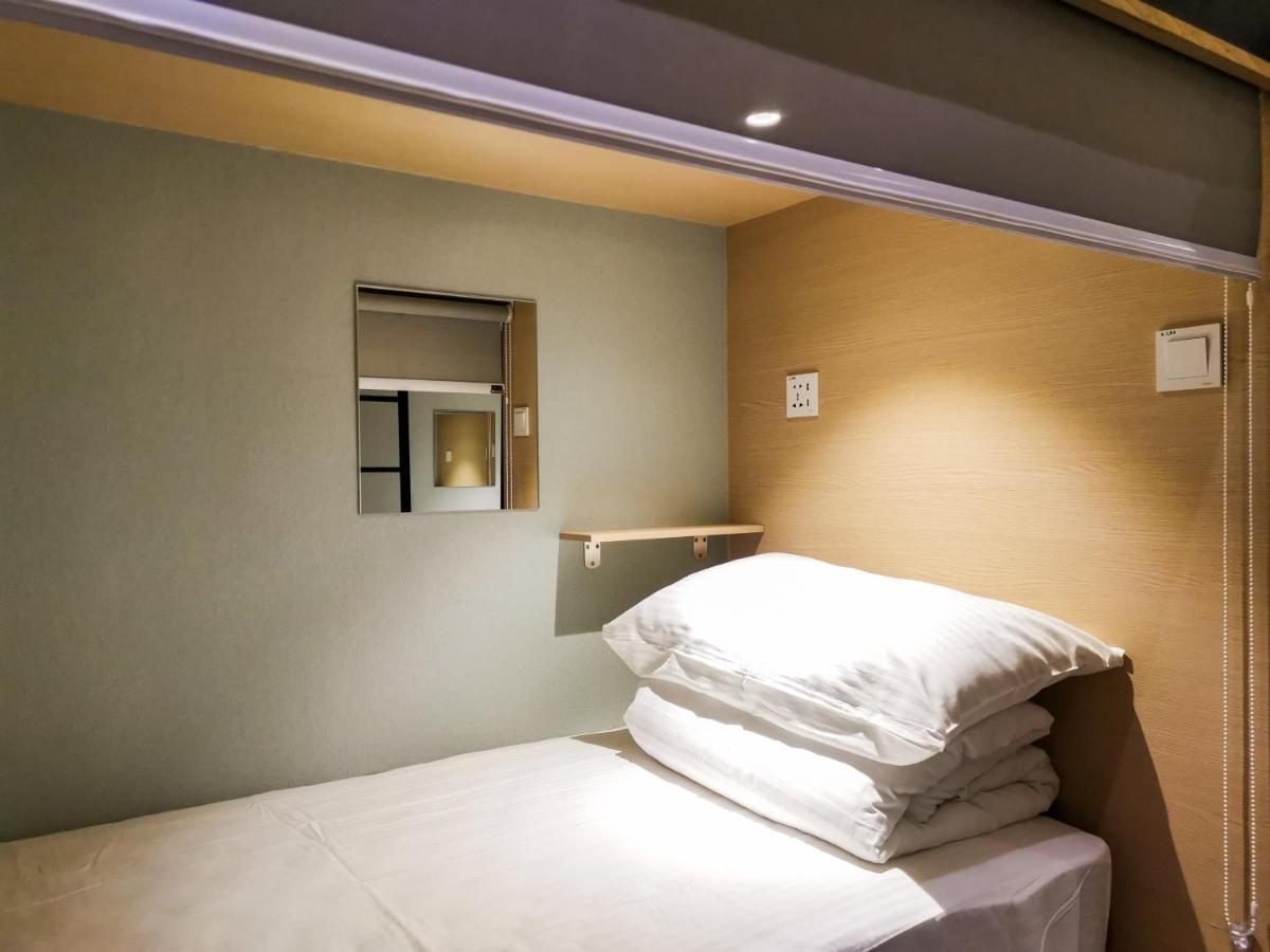 Attrus Bed & Breakfast Johor Bahru Exterior photo